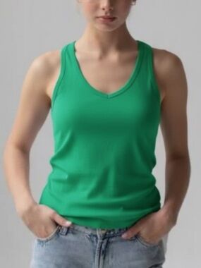 George Bright Green V-Neck Racerback Fitted Layering Tank Top Cami Size Small